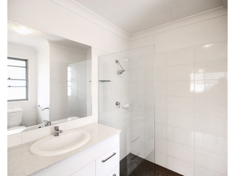 55/51 River Road, Bundamba QLD 4304