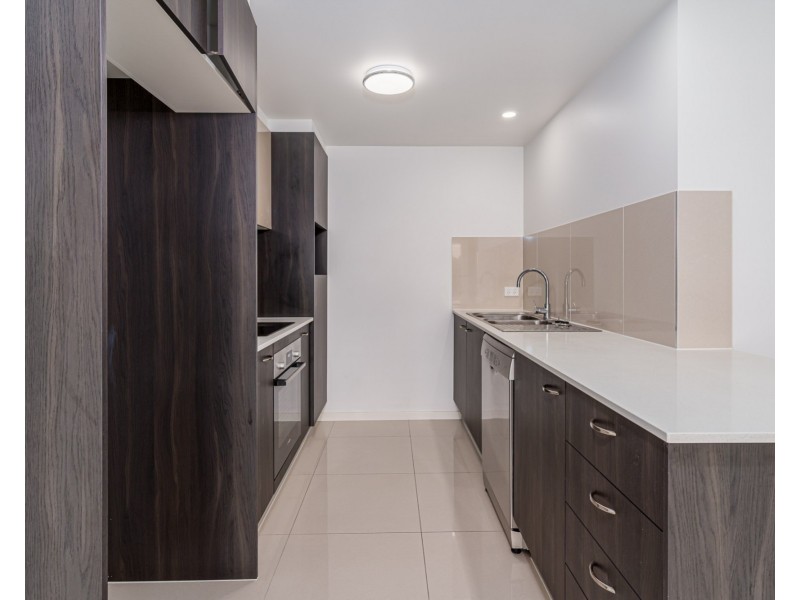 306/20 Grout Street, Macgregor QLD 4109