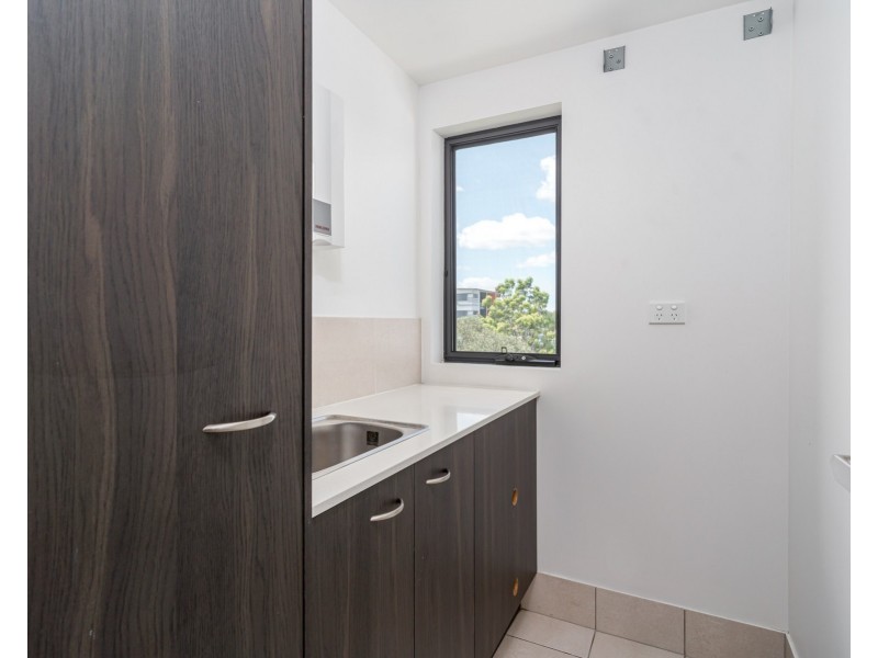 306/20 Grout Street, Macgregor QLD 4109
