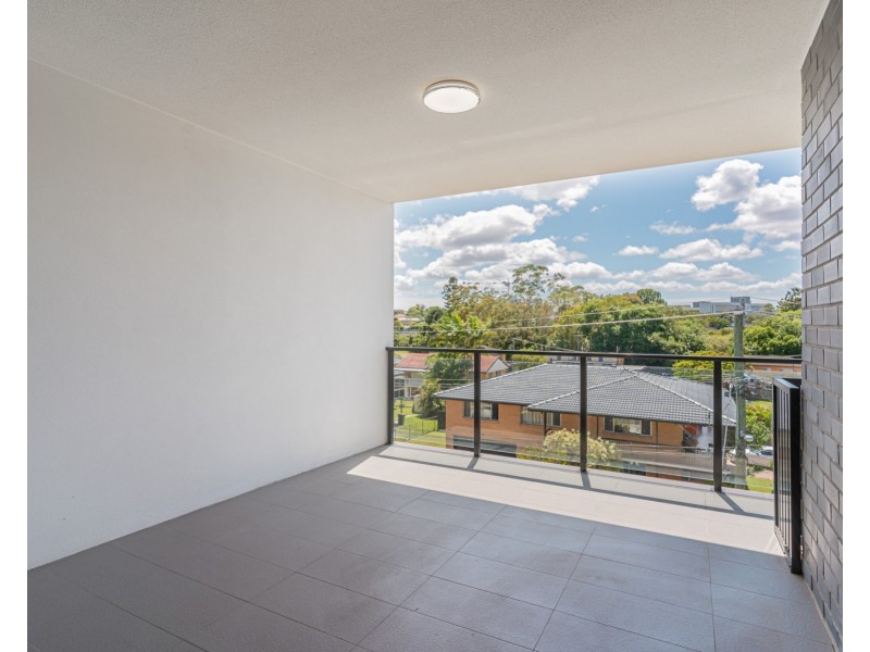 306/20 Grout Street, Macgregor QLD 4109