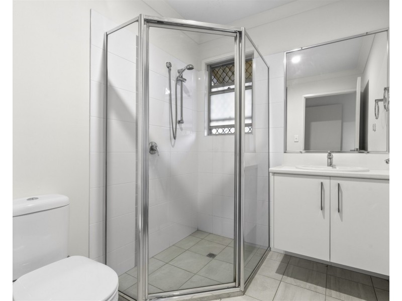 ID:21173896/17 Armstrong Street, Petrie QLD 4502