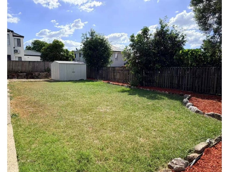 8 Lancaster Circuit, Stretton QLD 4116