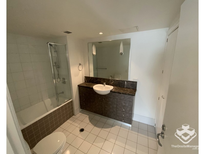 ID:21173949/6 Merthyr Road, New Farm QLD 4005