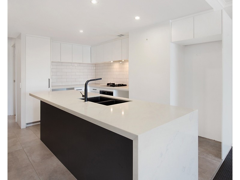 ID:21173981/39 Vernon Terrace, Teneriffe QLD 4005