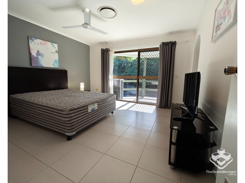 4/318 Esplanade, Scarness QLD 4655