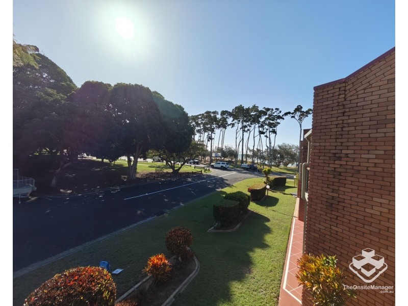 4/318 Esplanade, Scarness QLD 4655