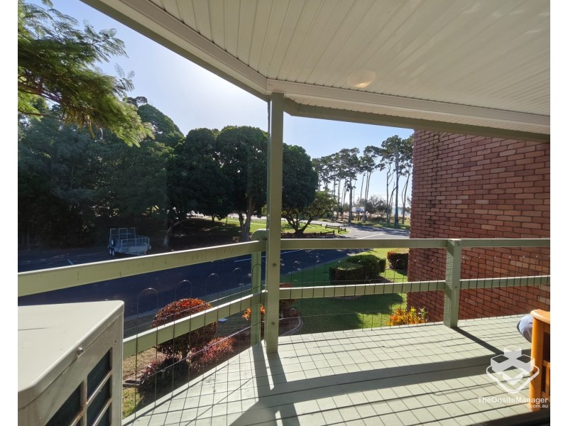 4/318 Esplanade, Scarness QLD 4655