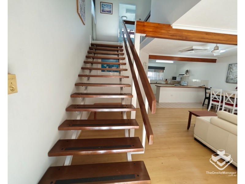 4/318 Esplanade, Scarness QLD 4655