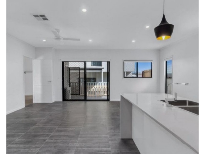 ID:21174009/33 Henderson Road, Everton Hills QLD 4053