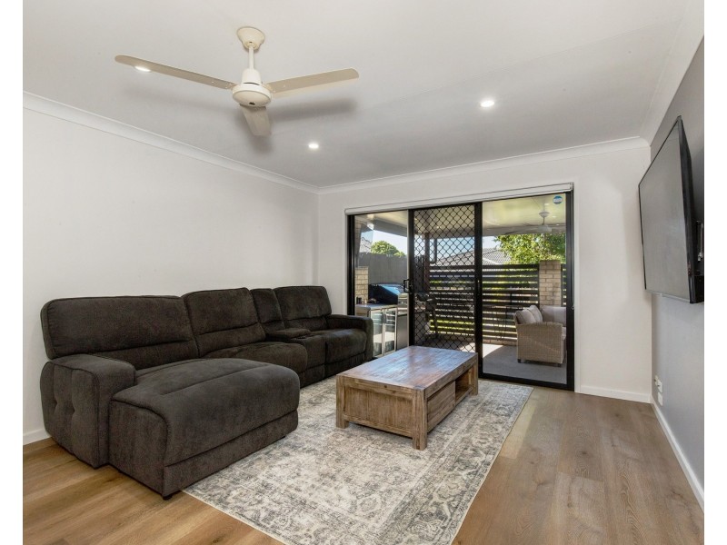 16 Redstart Street, Upper Coomera QLD 4209
