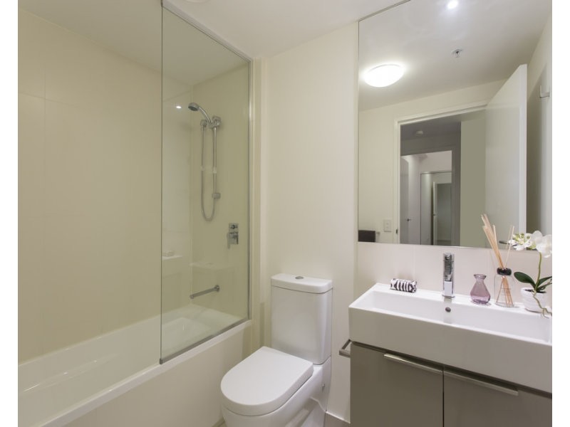 ID:21174084/2 Harbour Road, Hamilton QLD 4007