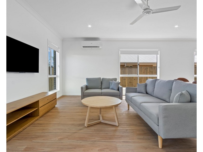 30 Hewing Place, Park Ridge QLD 4125