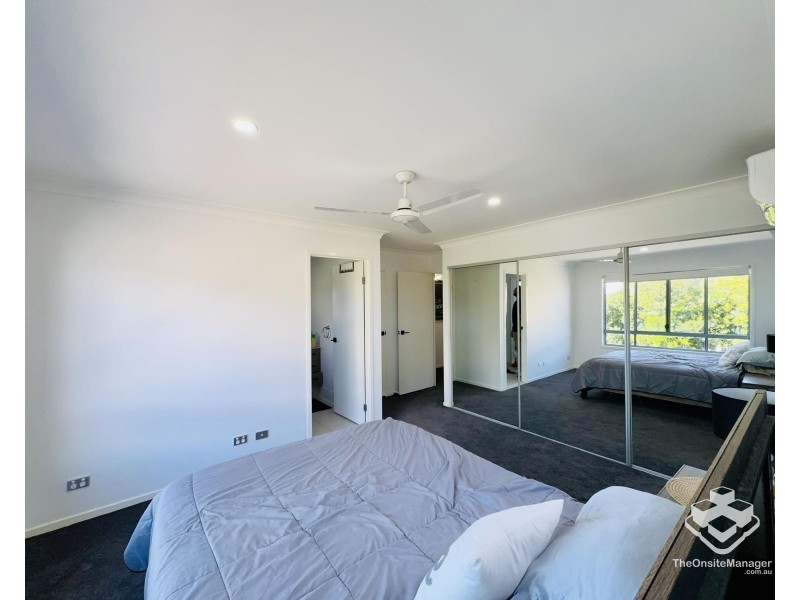 10/446 Pine Ridge Road, Coombabah QLD 4216