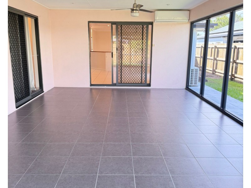 13 Kensington Court, Glenella QLD 4740