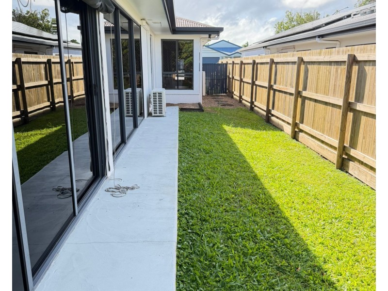 13 Kensington Court, Glenella QLD 4740
