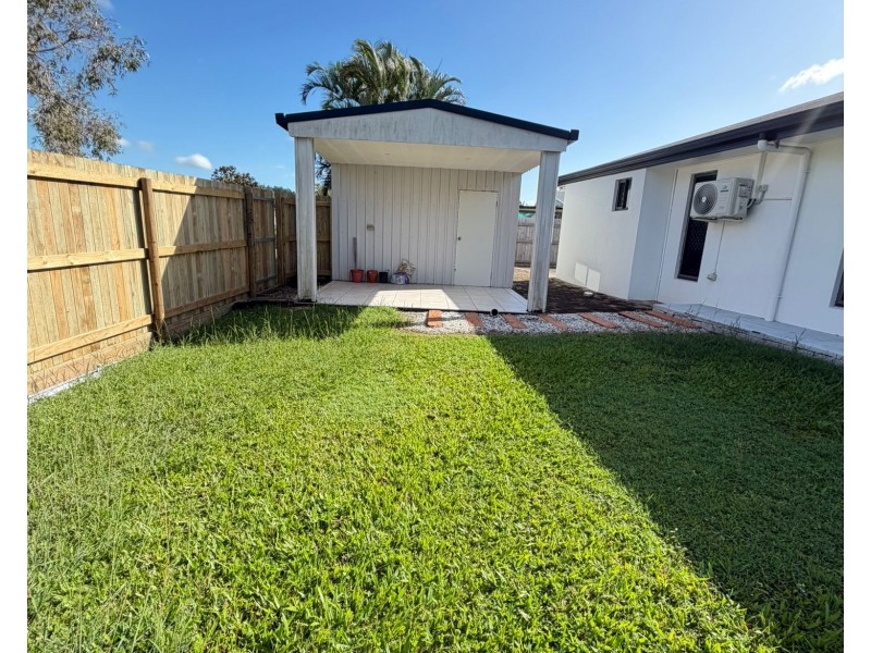 13 Kensington Court, Glenella QLD 4740