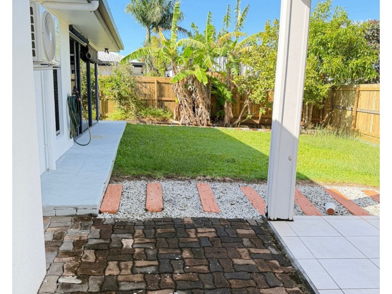 13 Kensington Court, Glenella QLD 4740