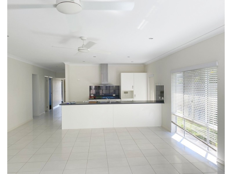 6 Munburra Parade, Smithfield QLD 4878