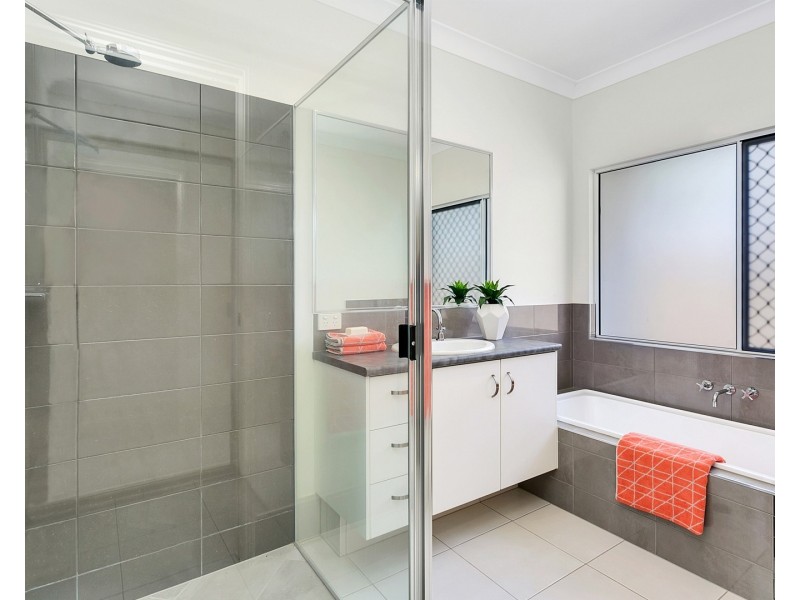 6 Munburra Parade, Smithfield QLD 4878