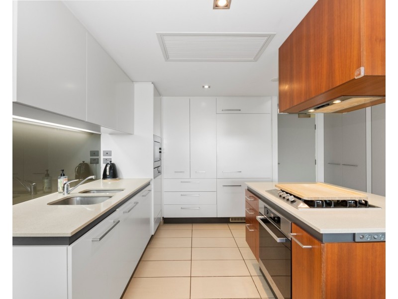 ID:21174127/6 Mariners Drive, Townsville City QLD 4810