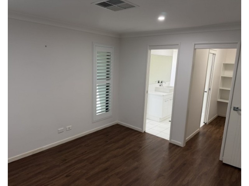 Eli Waters QLD 4655