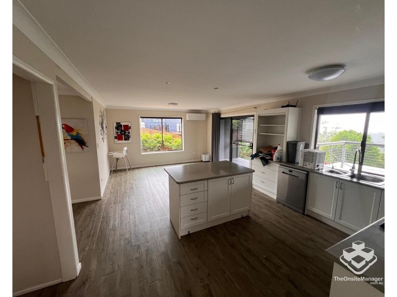 44 Paradise Drive, Tamborine Mountain QLD 4272
