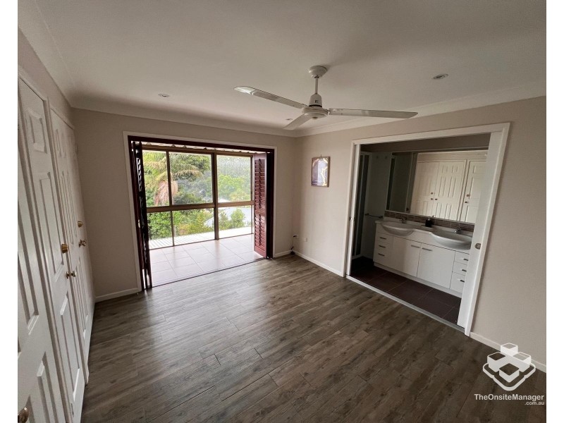 44 Paradise Drive, Tamborine Mountain QLD 4272