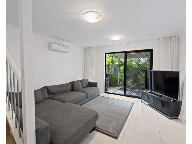 10 / 21 Michael Street, Wynnum West QLD 4178