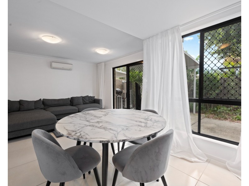 10 / 21 Michael Street, Wynnum West QLD 4178
