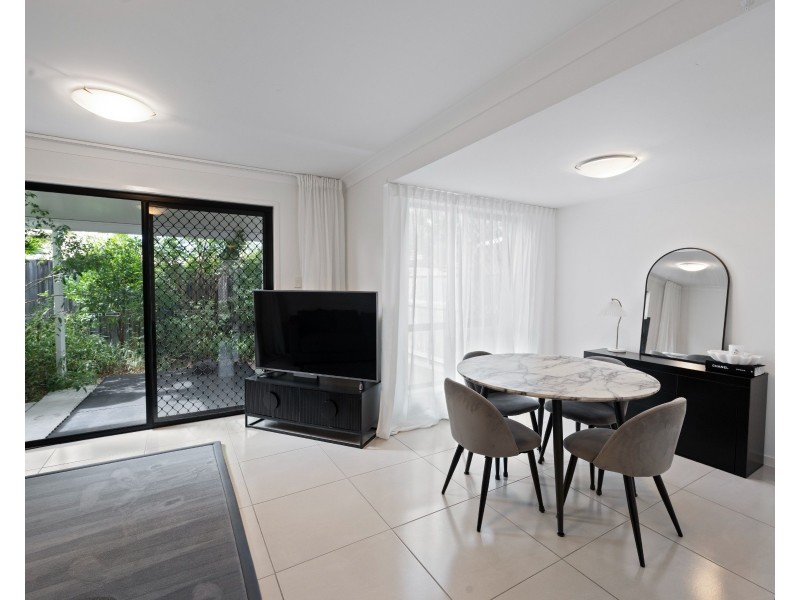 10 / 21 Michael Street, Wynnum West QLD 4178