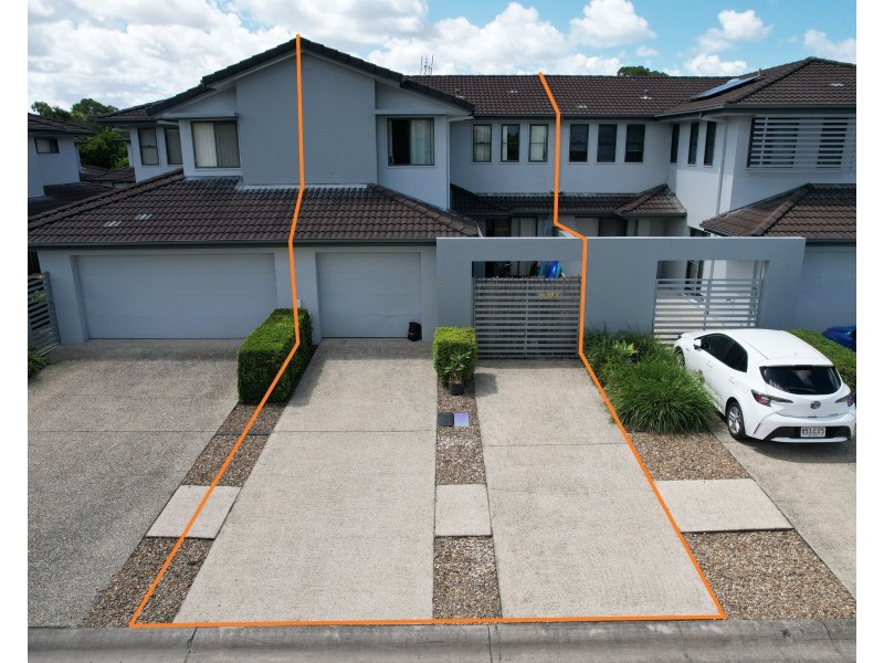54/2 Catalina Way, Upper Coomera QLD 4209