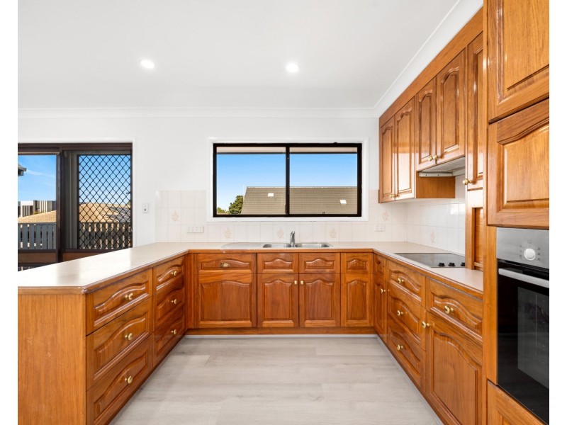24 Orpheus Street, Robertson QLD 4109