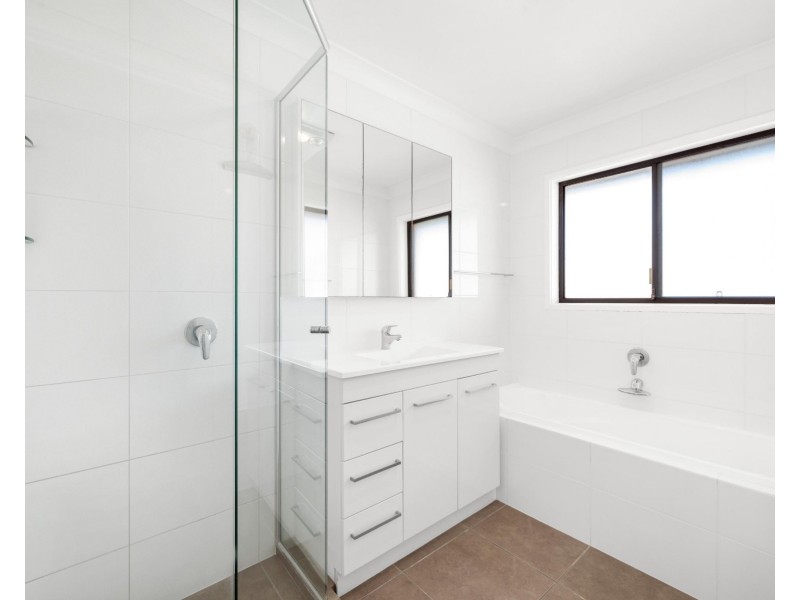 24 Orpheus Street, Robertson QLD 4109