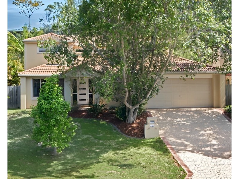 16 Palm Street, Kenmore QLD 4069