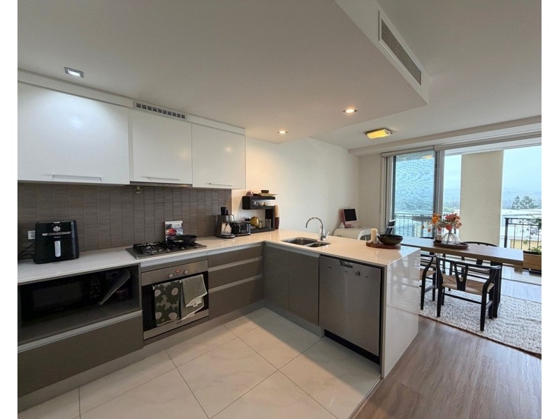 ID:21174353/3029 The Boulevard, Carrara QLD 4211