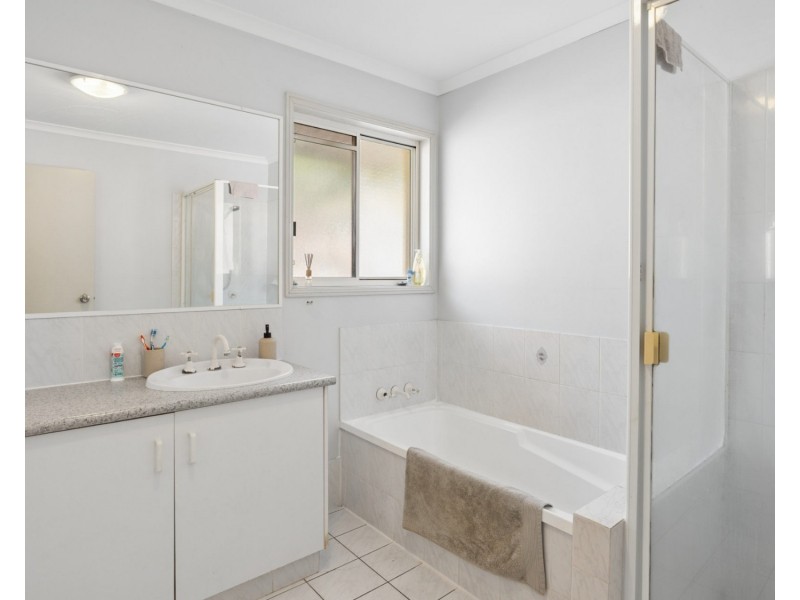 64/102-104 Alexander Drive, Highland Park QLD 4211