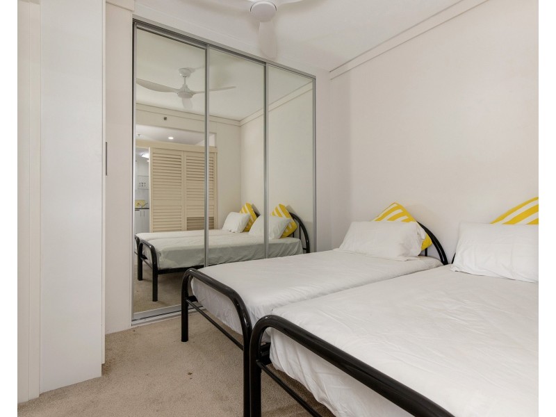 905/360 Marine Parade, Labrador QLD 4215