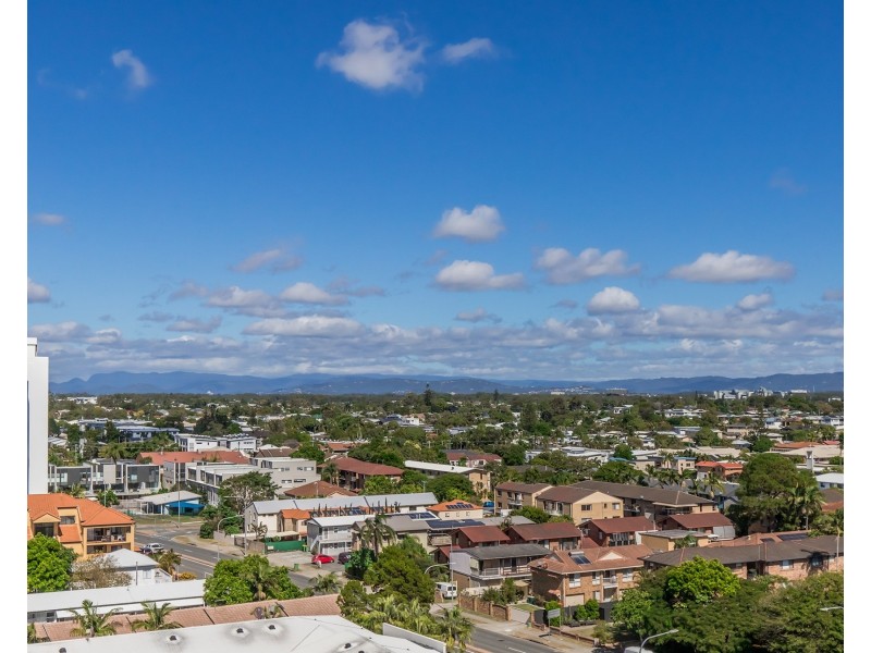 905/360 Marine Parade, Labrador QLD 4215