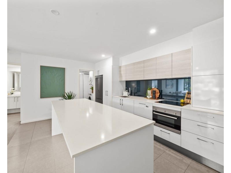 ID:21174494/6-8 Waterford Court Waterford Court, Bundall QLD 4217