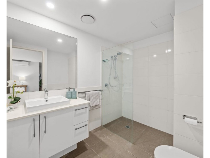 ID:21174494/6-8 Waterford Court Waterford Court, Bundall QLD 4217