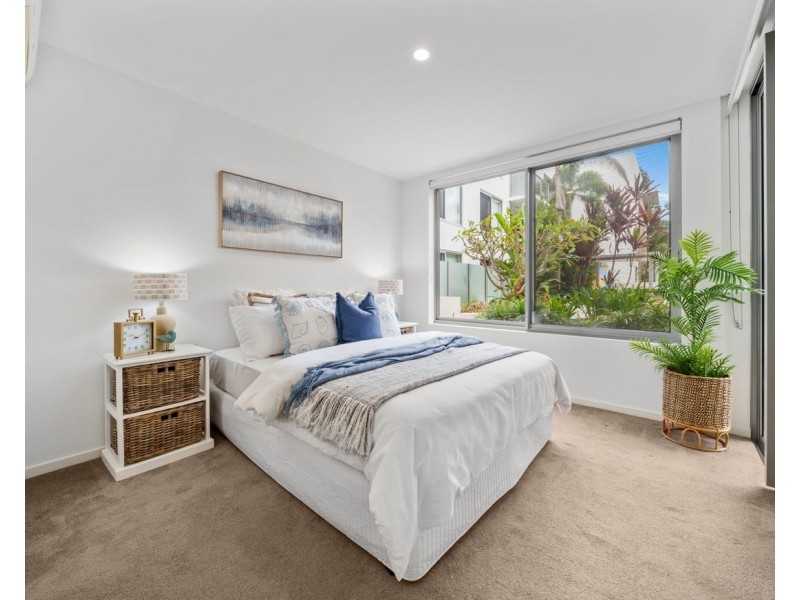 ID:21174494/6-8 Waterford Court Waterford Court, Bundall QLD 4217