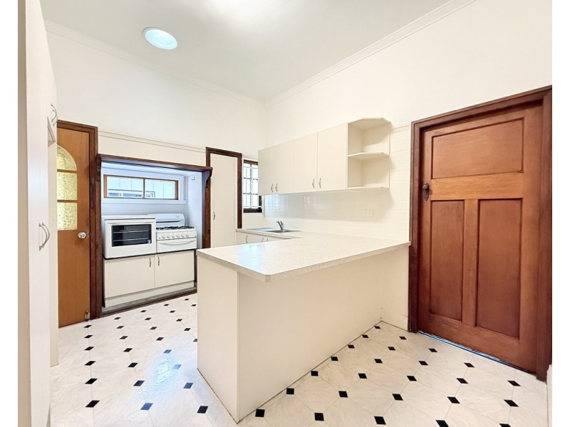 10 Romani Street, Ashgrove QLD 4060
