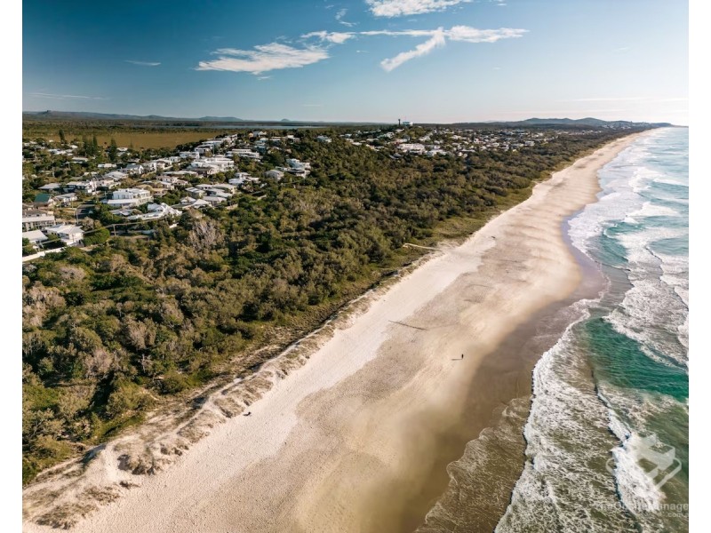 25 Selkirk Way, Peregian Springs QLD 4573