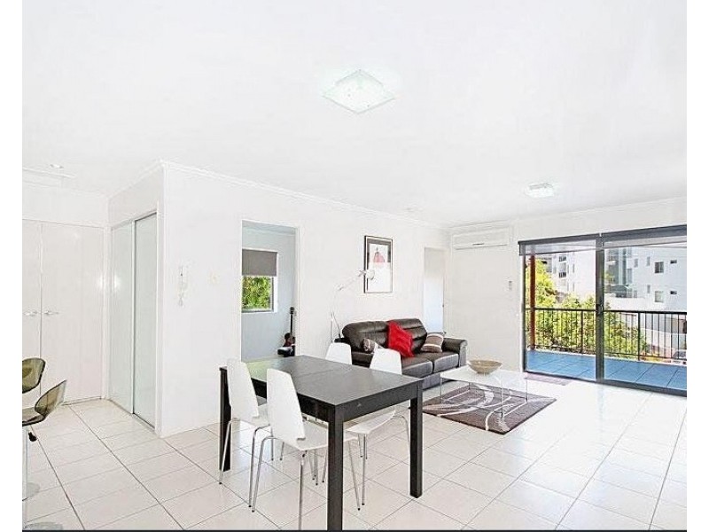 ID:21174729/42 School Street, Kelvin Grove QLD 4059