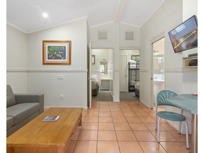 ID:21174764/71 Hinde Street, Ashmore QLD 4214