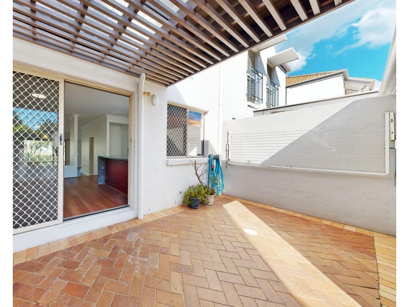 72 Kenbury Street, Bulimba QLD 4171