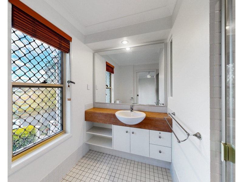 72 Kenbury Street, Bulimba QLD 4171