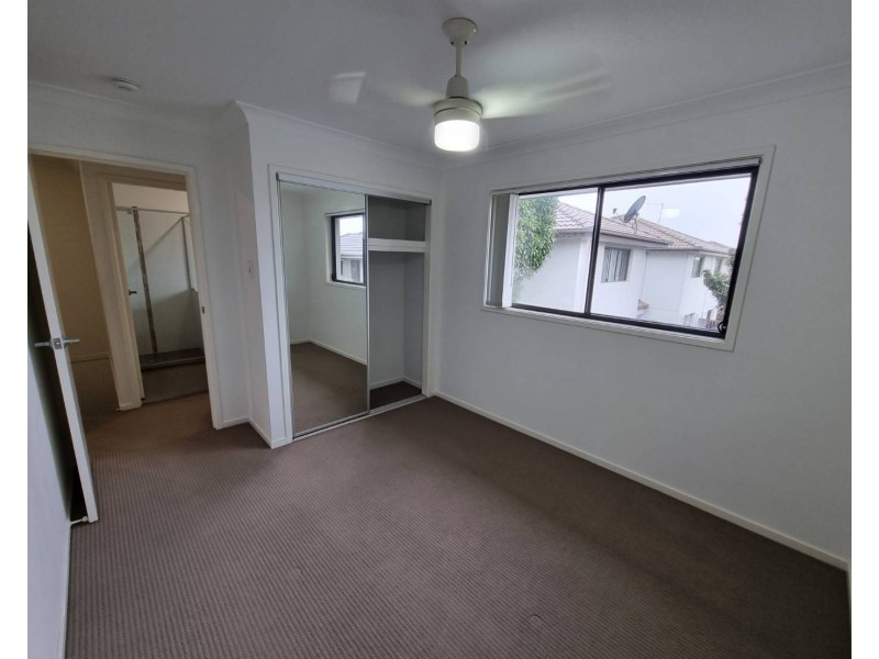ID:21174894/9 Eduard Place, Calamvale QLD 4116