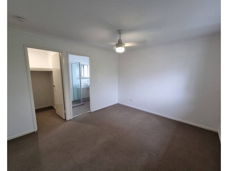 ID:21174894/9 Eduard Place, Calamvale QLD 4116