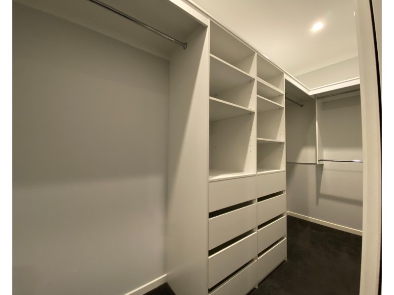 1/31 Milton Avenue, Paradise Point QLD 4216